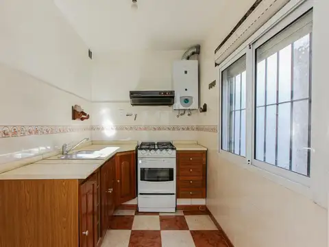 Depto Tipo Casa en Venta en Mataderos, USD 79.999