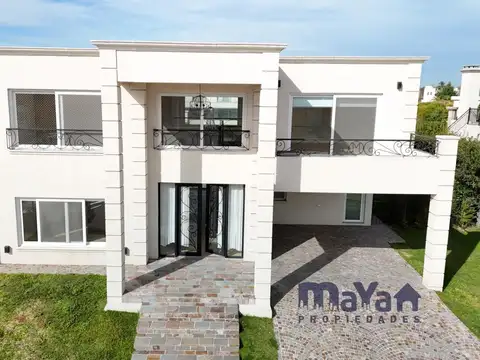 CASA EN VENTA LA RESERVA CARDALES