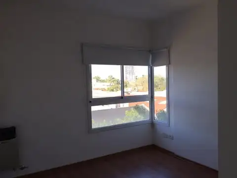Departamento en Venta al Noreste