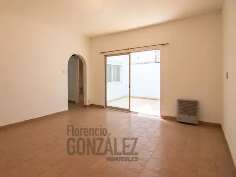 ESPORA 1000, Piso PB