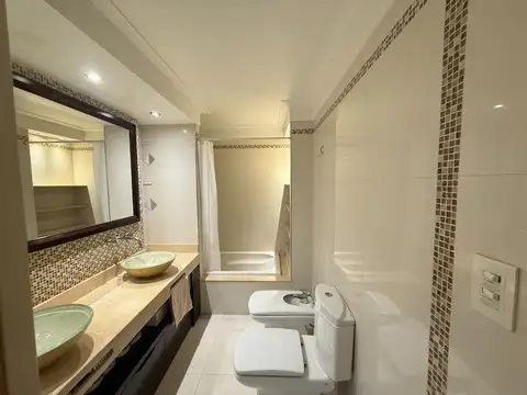 Departamento 6 ambientes con 3 baños