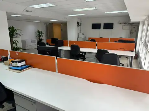 AMPLIO PISO DE OFICINAS EN NUÑEZ