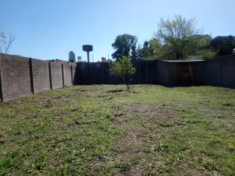 Terreno en Alquiler 68  mts Fondo