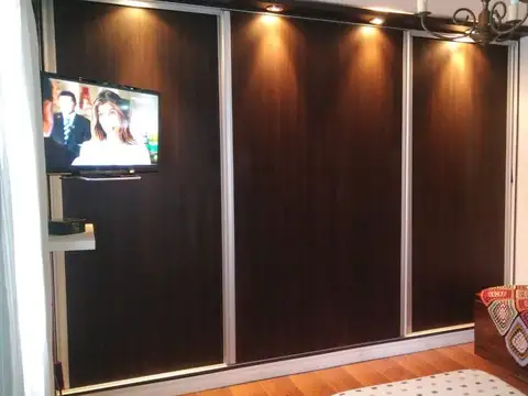 Depto Tipo Casa 5 ambientes con 1 baño