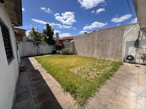 Casa en Venta en Ciudad Jardin del Palomar, USD 255.000