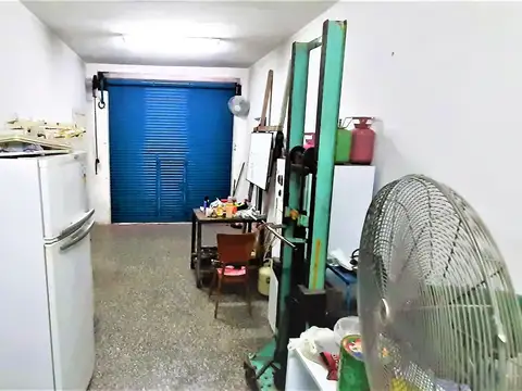 Galpon en Venta en Lanus Oeste, USD 110.000