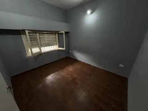 Casa de tres ambientes en Rafael Calzada