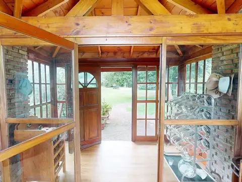 Casa en Venta con 2 cocheras