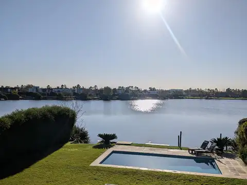 Casa en VENTA, 6 ambientes, a la laguna, en Talar Del Lago II, Pacheco, Tig