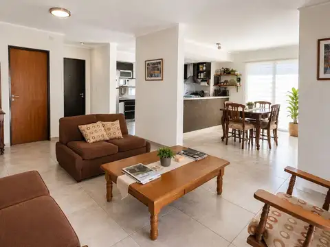CASA EN VENTA CITY BELL