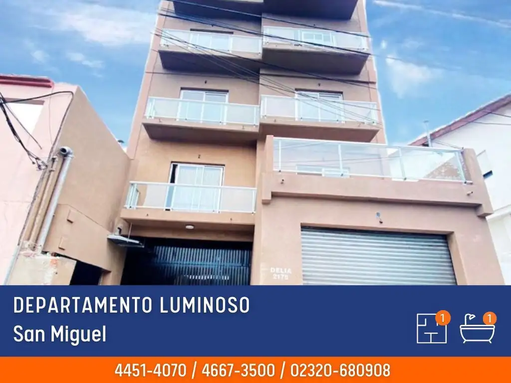 Angel Delia 2100, Piso 1
