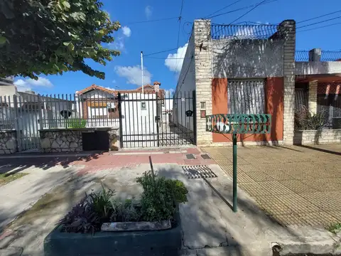 MARIANO ACOSTA 1600