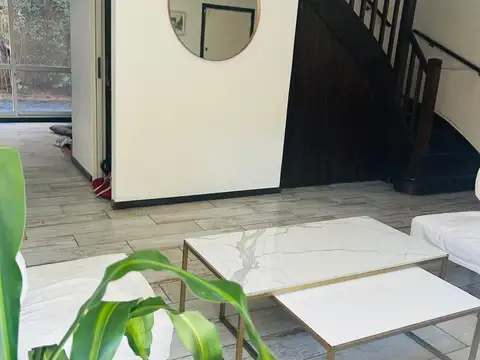 Casa 4 ambientes con 4 baños