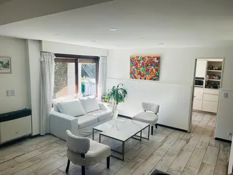 Casa en Venta en Vicente López Vías / Maipú, USD 390.000