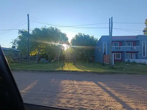 Título lote baldío calle 8 y 77 487 m2