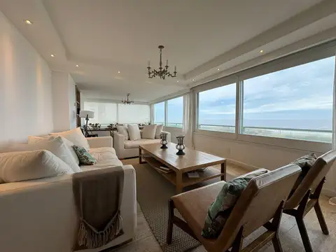 Departamento en Venta en Playa Brava, USD 660.000