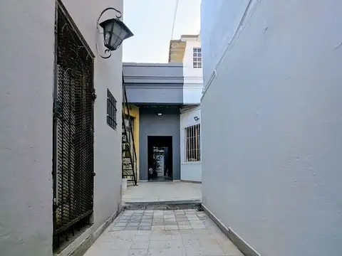 Depto Tipo Casa 4 ambientes con 3 baños