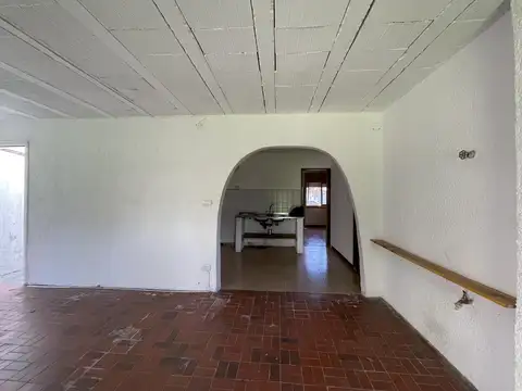Casa 3 ambientes con 1 baño