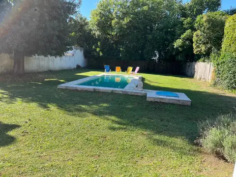 Casa en Venta en Villa Elvira [Cod: 2838-17]