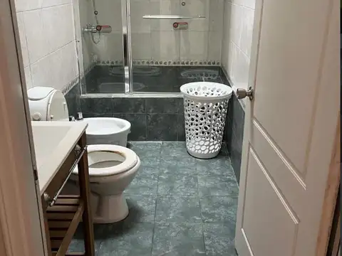 Casa en Venta en Villa Elvira [Cod: 2838-17]