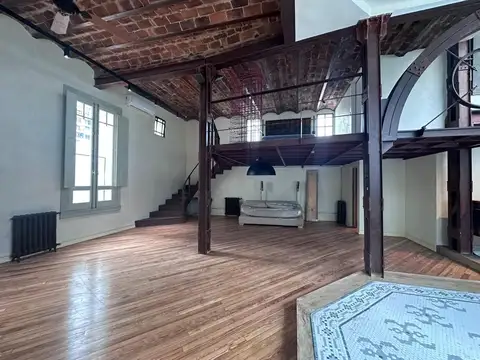 Departamento en Recoleta tipo LOFT con entrepiso 2 baños