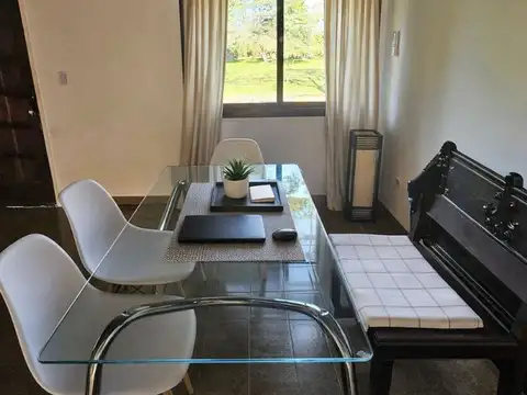 Casa 3 ambientes con 2 baños