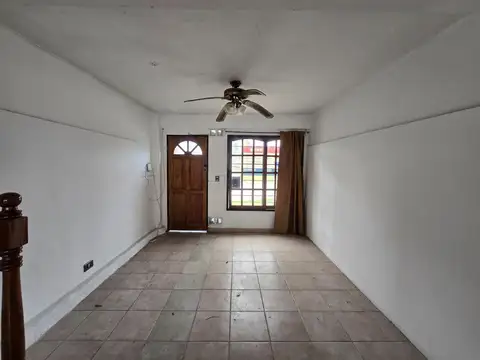 Depto Tipo Casa en Venta de 2 dormitorios