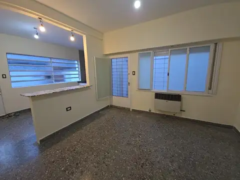 PH reciclado a nuevo con Patio - Apto Credito