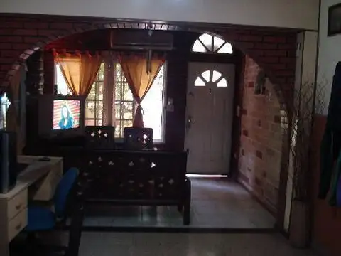 Casa en Venta en Quilmes Oeste, USD 120.000