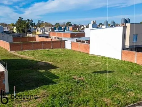 Terreno en Venta en Los Pinares, USD 44.900