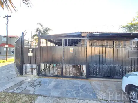 Casa en Venta en Ezpeleta Este, USD 110.000
