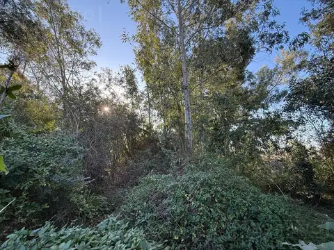 Lote de terreno en Venta. 760 m2. Barrio Parque Sakura, Exaltación de la Cruz.