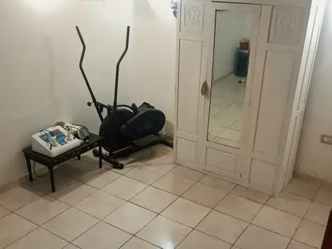 Casa en Alquiler con 1 cochera