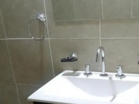 “Ideal Inversión: 3 Deptos en Propiedad Reciclada”