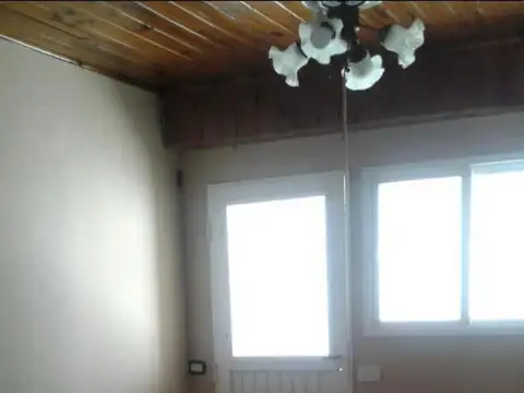 Casa en Venta en Rafael Calzada, USD 120.000