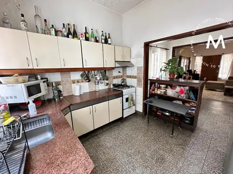 Casa en venta de 3 ambientes con cocheras - Villa Ballester