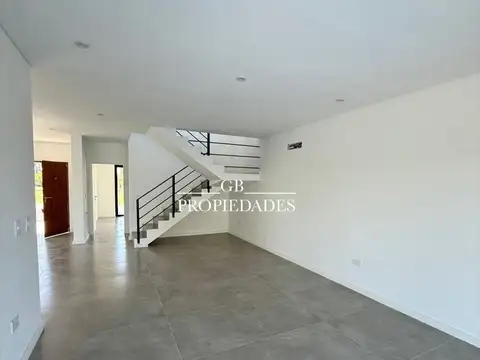 Santa Lucia 4200
