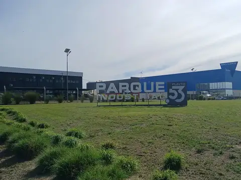 Galpon en venta de 800 m2 - Terreno de 1590 m2 - Parque Industrial Punto 53 - Unquillo - Escucha oferta - Escucha oferta