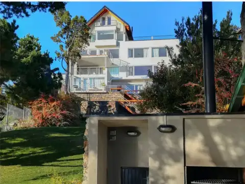 Avenida Exequiel Bustillo 5400