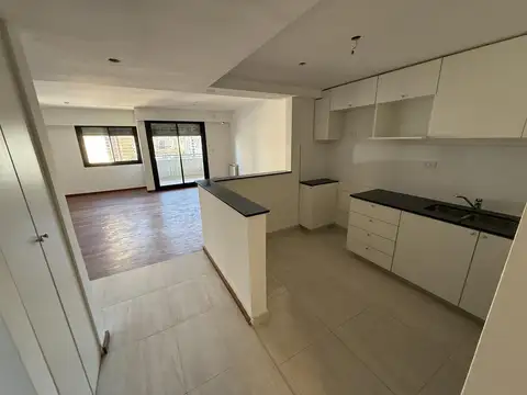DEPARTAMENTO EN VENTA 2 DORMITORIOS CON COCHERA Y BALCON BARRIO MARTIN