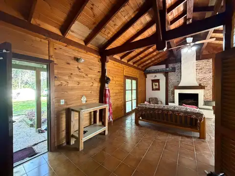 Casa 3 ambientes con 2 baños