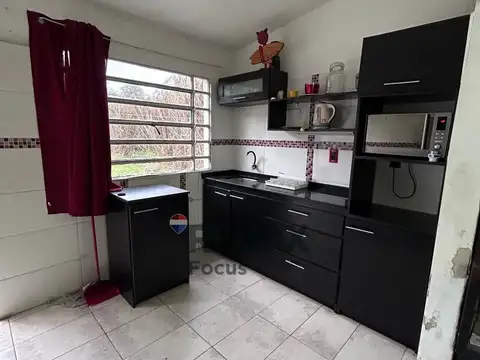Casa en Alquiler con 1 cochera