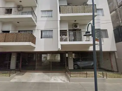 VENTA  COCHERA TECHADA MUNRO