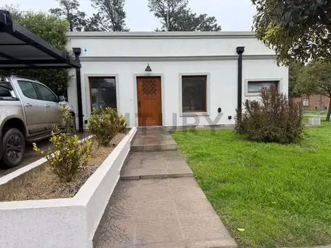 Venta casa 4 ambientes con quincho en Balcarce