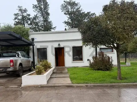 Venta casa 4 ambientes con quincho en Balcarce