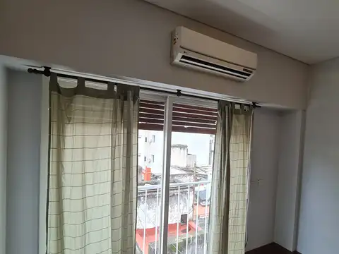 1 AMB SARMIENTO 1874 6F C/FRENTE (BARRIO CONGRESO)