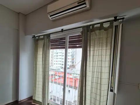 Sarmiento 1800, Piso 6