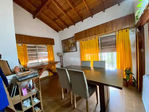 Casa en Venta 4 ambientes en Escobar Centro