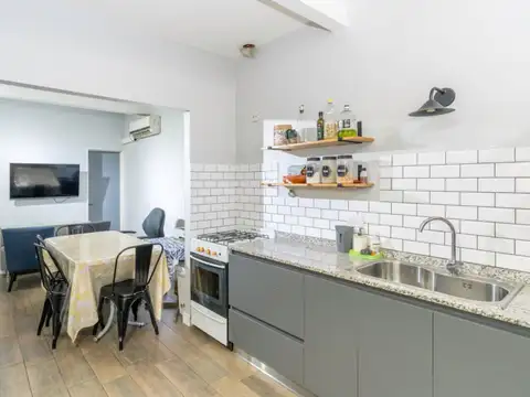 Depto Tipo Casa en Venta de 3 ambientes