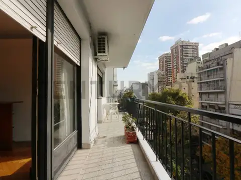 Departamento en Venta en Flores, USD 227.000